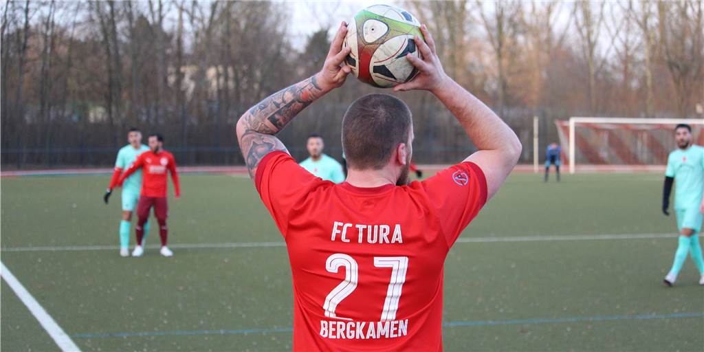 Auf den letzten Drücker: FC TuRa Bergkamen bekommt Stürmer vom Ligarivalen Der A-Kreisligist FC TuRa Bergkamen bekommt zu neuen Spielzeit noch einen weiteren Stürmer.