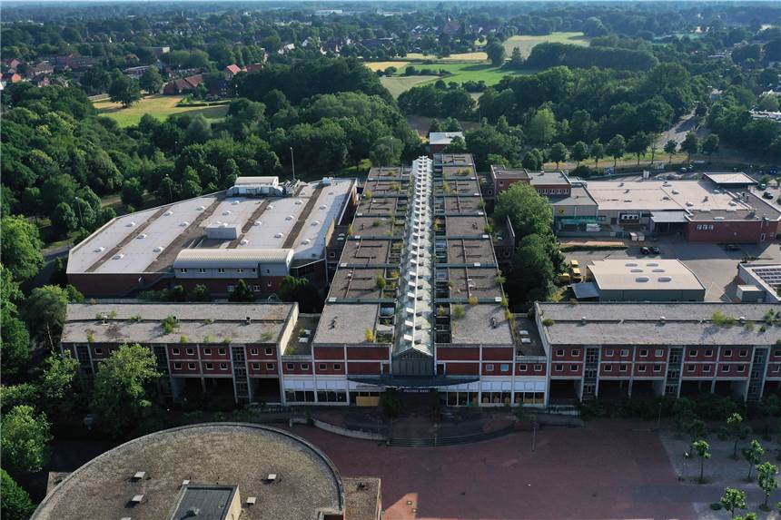 Spannendes Projekt: Bürgerwerkstatt zur Neugestaltung Wulfener Markt Der Abriss der leer stehenden Ladenpassage am Wulfener Markt wird vom Land gefördert. Für die Neuplanung soll in einem Architekten- und Investorenwettbewerb ein neues Konzept für das Gelände gefunden werden.