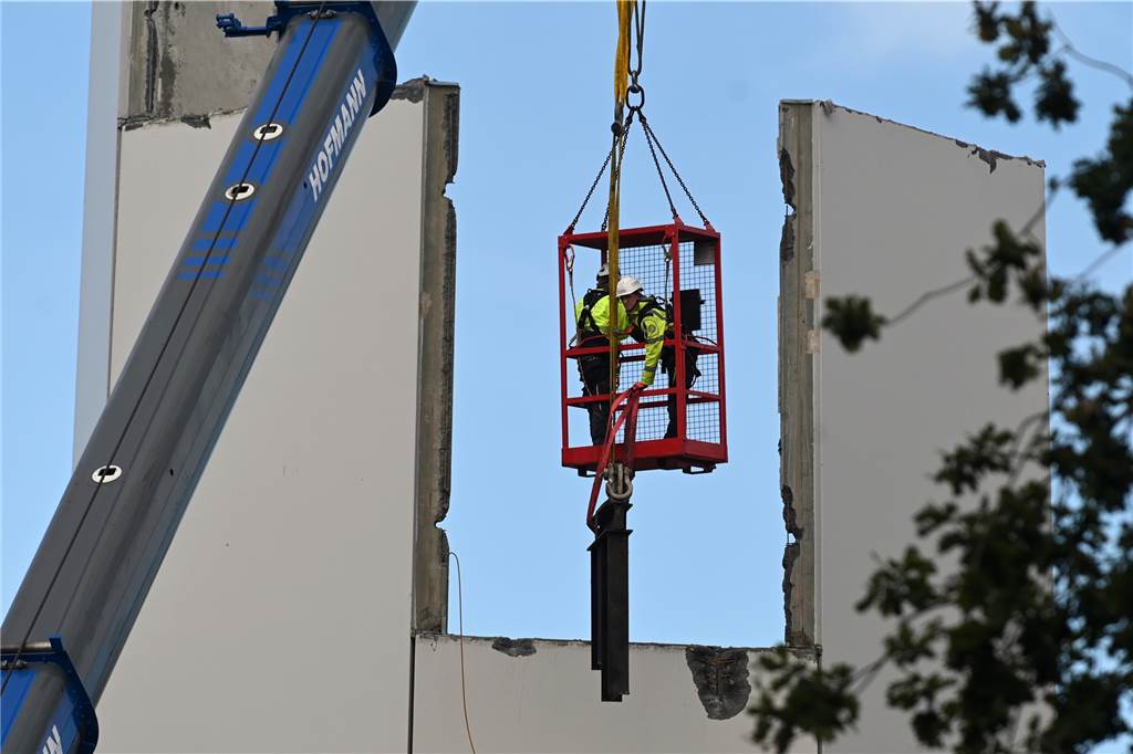 Windrad-Unglück in Haltern: Berichte, Fotos und Videos im Überblick Der Abriss des Windrads hat sich über Stunden hingezogen.