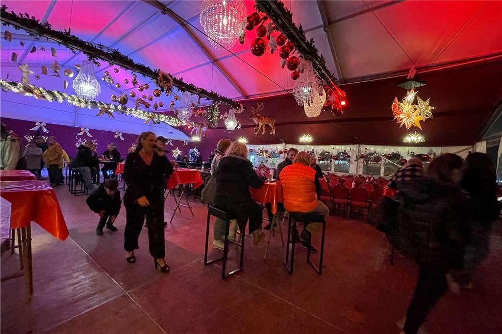 Viele Fotos: Das Adventszelt Open Air und der Castroper Weihnachtsmarkt sind eröffnet