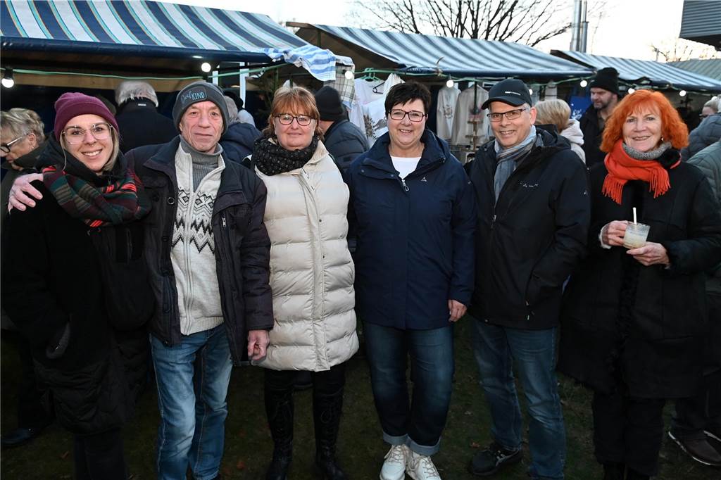 Der Adventszauber am Heimathaus in Dorsten-Wulfen am 1.12. war wieder Treffpunkt für viele Wulfener und "auswärtige" Gäste.