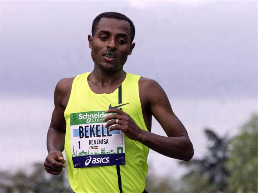 Äthiopier Bekele heiß auf Dubai-Marathon Der Äthiopier Kenenisa Bekele hat sich für den Dubai-Marathon viel vorgenommen. Foto: Etienne Laurent