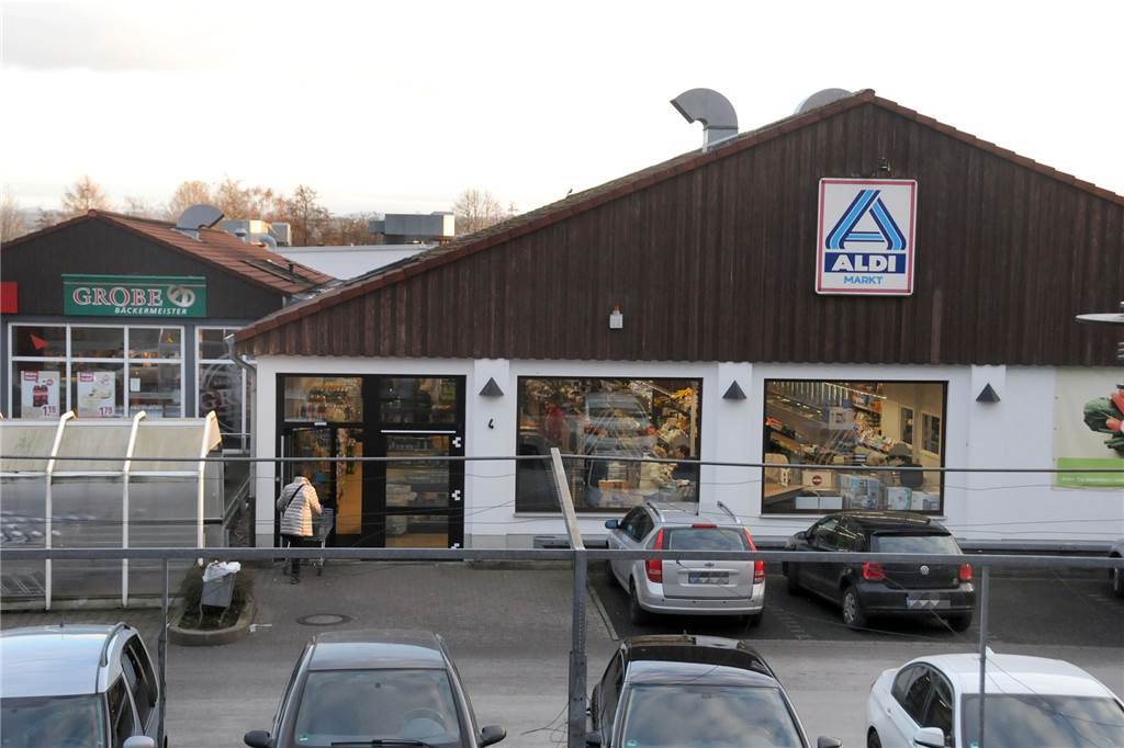 Ein Schwerter Aldi-Markt schließt am Freitag - aber nur vorübergehend Der Aldi-Markt in Geisecke, Zwischen den Wegen.