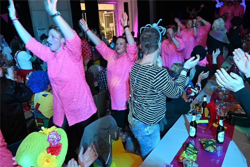 Der Altstadttreff wurde zum närrischen Hotspot der KFD St. Johannes Dorsten.