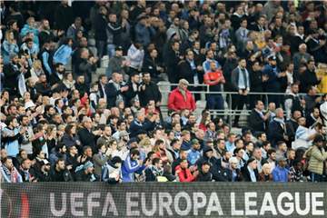 Der Anblick täuscht: Eintracht Frankfurt muss zum Auftakt bei Vorjahresfinalist Olympique Marseille ohne Fans anreisen, denn die Franzosen verbüßen ausgerechnet gegen den deutschen Cup-Sieger eine Stadionsperre. Foto: Jan Woitas