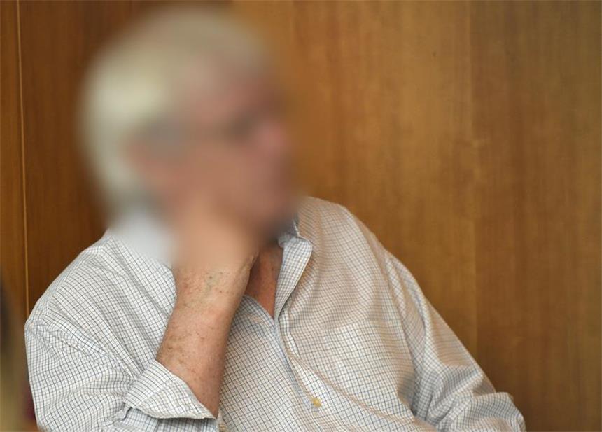 Haribo erpresst - Dortmunder (74) muss ins Gefängnis Der Angeklagte Heinrich Peter T.