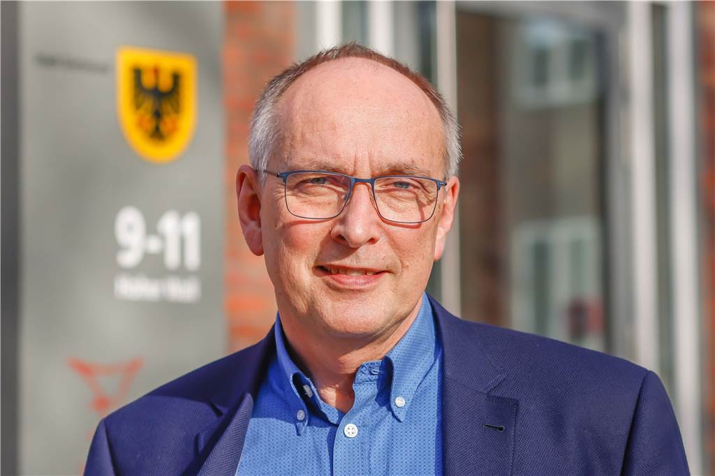 „Migranten sollen als Sündenböcke für schleppende Impfungen herhalten“ „Der Anteil von Migranten ist bei den Impfungen unterrepräsentiert“, sagt Dr. Frank Renken, Leiter des Dortmunder Gesundheitsamtes.