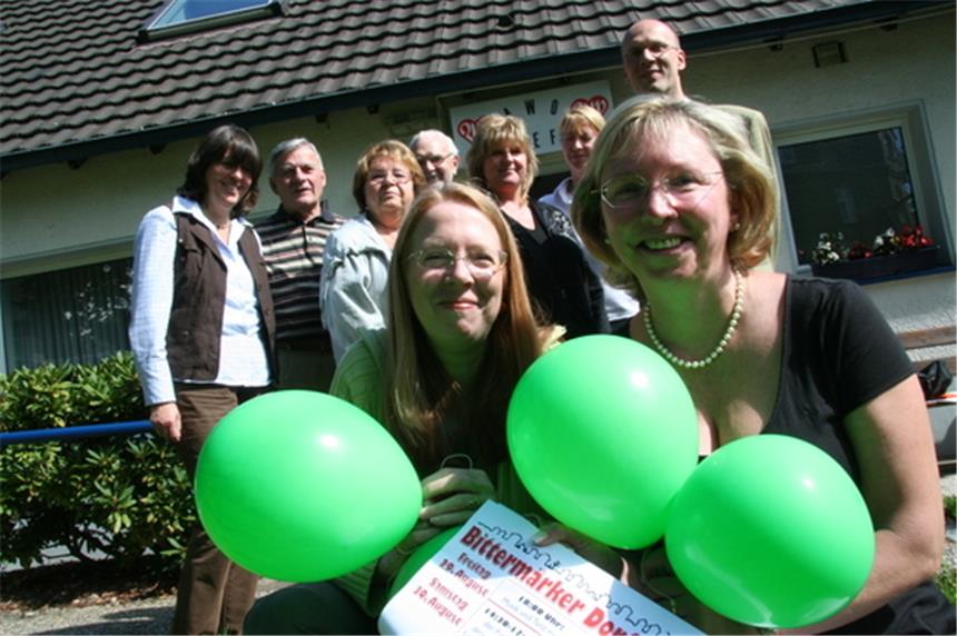 Bittermärker Dorffest feiert 30. Geburtstag Der Arbeitskreis "Bittermärker Dorffest" hat auch in diesem Jahr wieder für viele Attraktionen rund um den AWO-Treff an der Sichelstraße gesorgt.