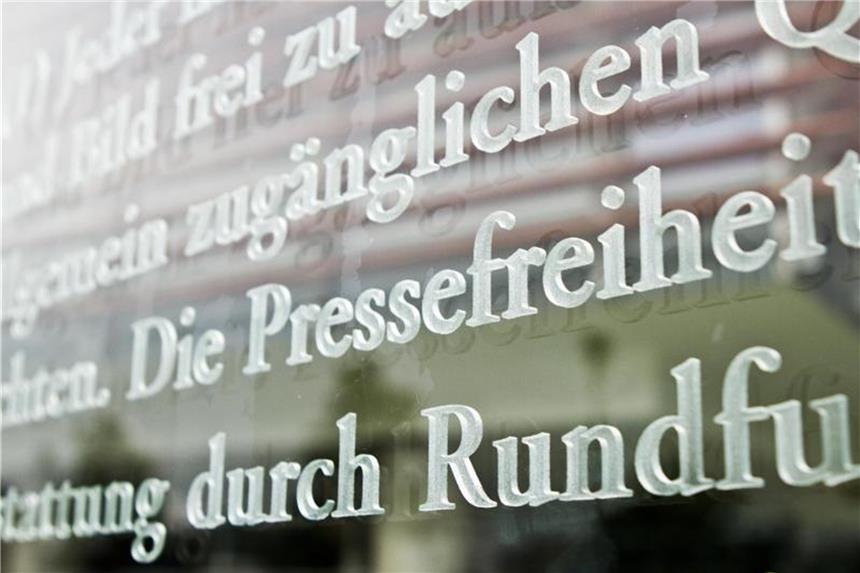 Nur zwei Prozent der Menschheit lebt in völliger Freiheit Der Artikel 5 schützt die Meinungs- und Pressefreiheit in Deutschland. Foto: Florian Kleinschmidt