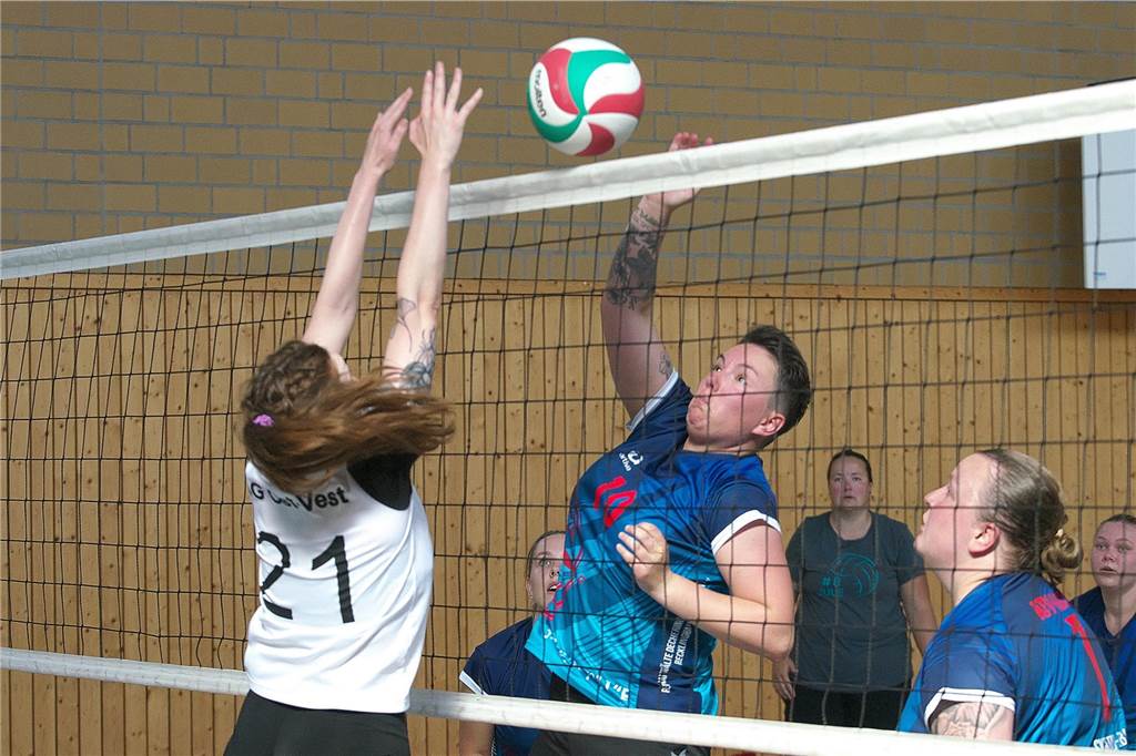 Der ATV Haltern gewann am ersten Landesliga-Spieltag überraschend deutlich mit 3:0 gegen die SG Ost-Vest.