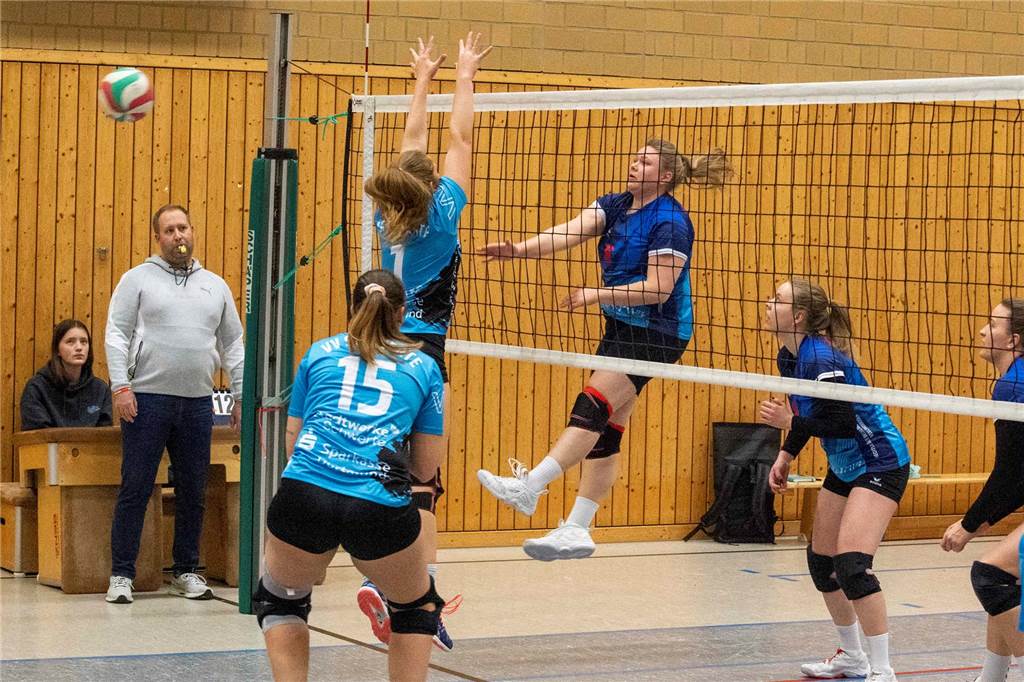Der ATV Haltern ist mit einem glatten 3:0-Sieg gegen VV Schwerte erfolgreich ins Volleyball-Jahr 2025 gestartet.