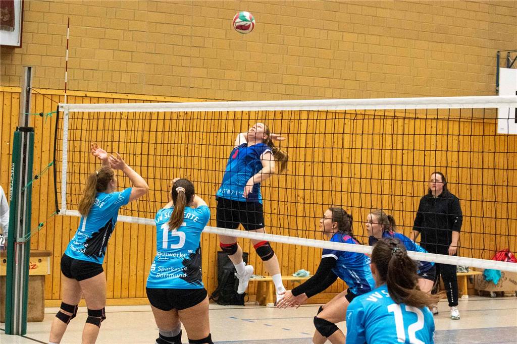 Der ATV Haltern ist mit einem glatten 3:0-Sieg gegen VV Schwerte erfolgreich ins Volleyball-Jahr 2025 gestartet.