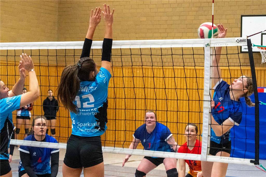Der ATV Haltern ist mit einem glatten 3:0-Sieg gegen VV Schwerte erfolgreich ins Volleyball-Jahr 2025 gestartet.