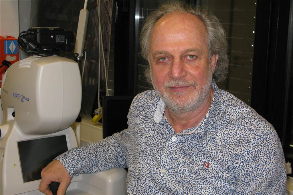 Wegen Aldi-Neubau: Dortmunder Augenarzt muss vorübergehend umziehen Der Augenarzt Dr. Helmut Stodollick wird vorübergehend in der City praktizieren. Ende des Jahres geht er in den Ruhestand.