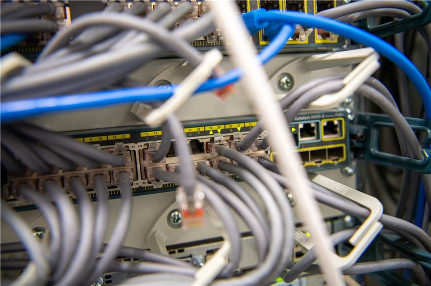 Zug ist abgefahren - Selmer Innenstadt bekommt kein schnelles Internet Der Ausbau von schnellem Internet in der Selmer Innenstadt wird auf absehbare Zeit nicht stattfinden.