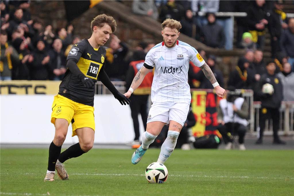BVB-U23 steckt tief im Abstiegskampf Der Ausfall von Julian Hettwer ist eine zu hohe Hypothek für die BVB-U23.