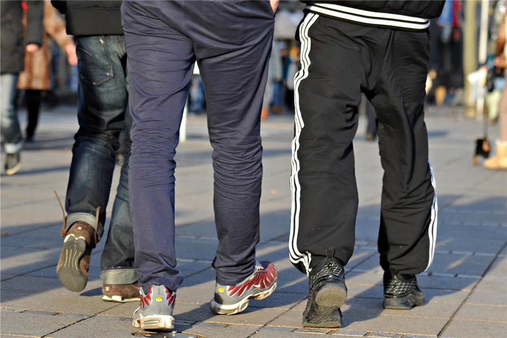 Männer in Jogginghose