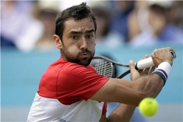 Der Australier Nick Kyrgios wurde für eine obszöne Geste bestraft. Foto: Tim Ireland/AP