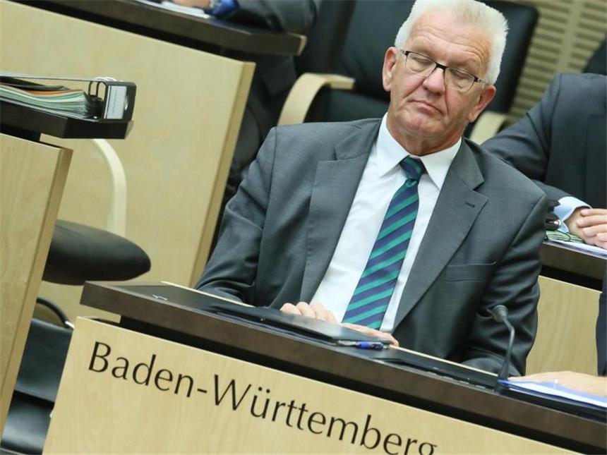Kretschmann verteidigt Votum für Asylrechtsreform Der baden-württembergische Ministerpräsident Winfried Kretschmann wird von seinen Grünen-Parteikollegen scharf kritisiert. Foto: Stephanie Pilick