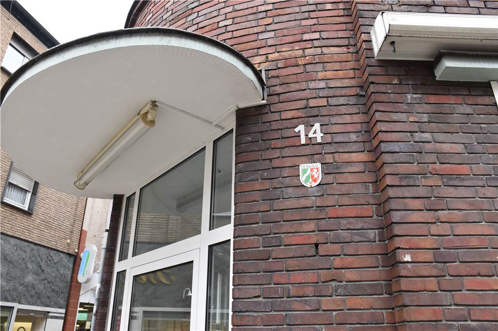 Leerstand in Ex-Boutique Catwalk beseitigt - gleich zwei neue Mieter Der Bauhaus-Stil des Gebäudes soll sich nach den Umbauarbeiten auch im Inneren der Bürogemeinschaft widerspiegeln.