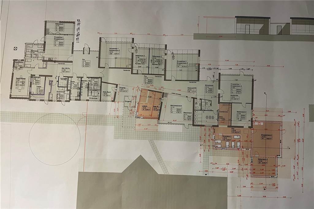 Marien-Kindergarten: Fünfte Gruppe bekommt eine dauerhafte Bleibe Bauplan zeigt Grundriss des Marien-Kindergartens mit geplanter Erweiterung.