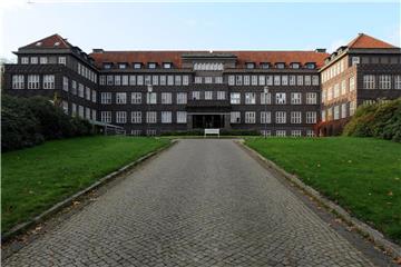 Der bereits verurteilte Patientenmörder Niels H. ist für rund 100 Todesopfer an den Kliniken Delmenhorst (Foto) und Oldenburg verantwortlich. Foto: Ingo Wagner
