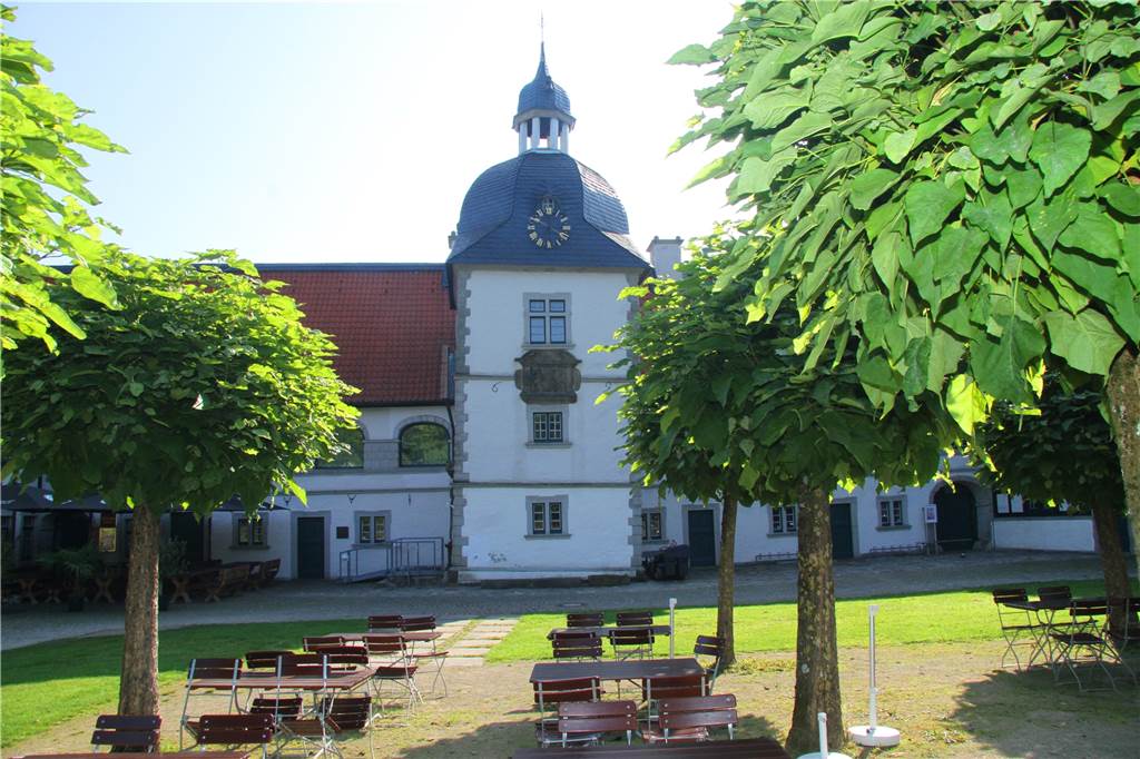 Polenböller-Attacke auf Biergarten im Dortmunder Süden Der Biergarten am Haus Rodenberg ist einer der schönsten in Dortmund.