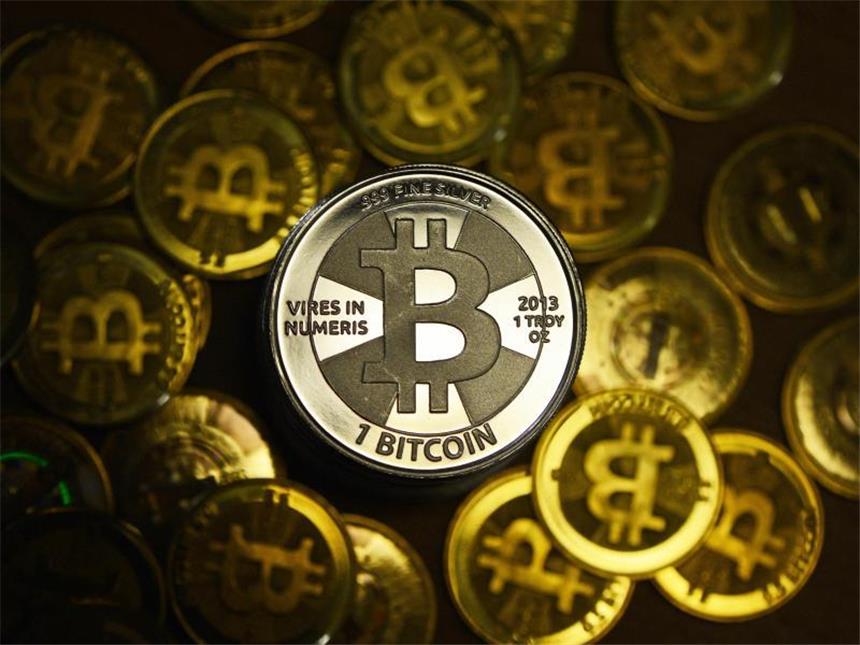 Digitalwährung Bitcoin steigt auf Rekordhoch Der Bitcoin ist eine digitale Währung, die im Internet entstanden ist. Sie ist seit 2009 im Umlauf. Foto: Jens Kalaene