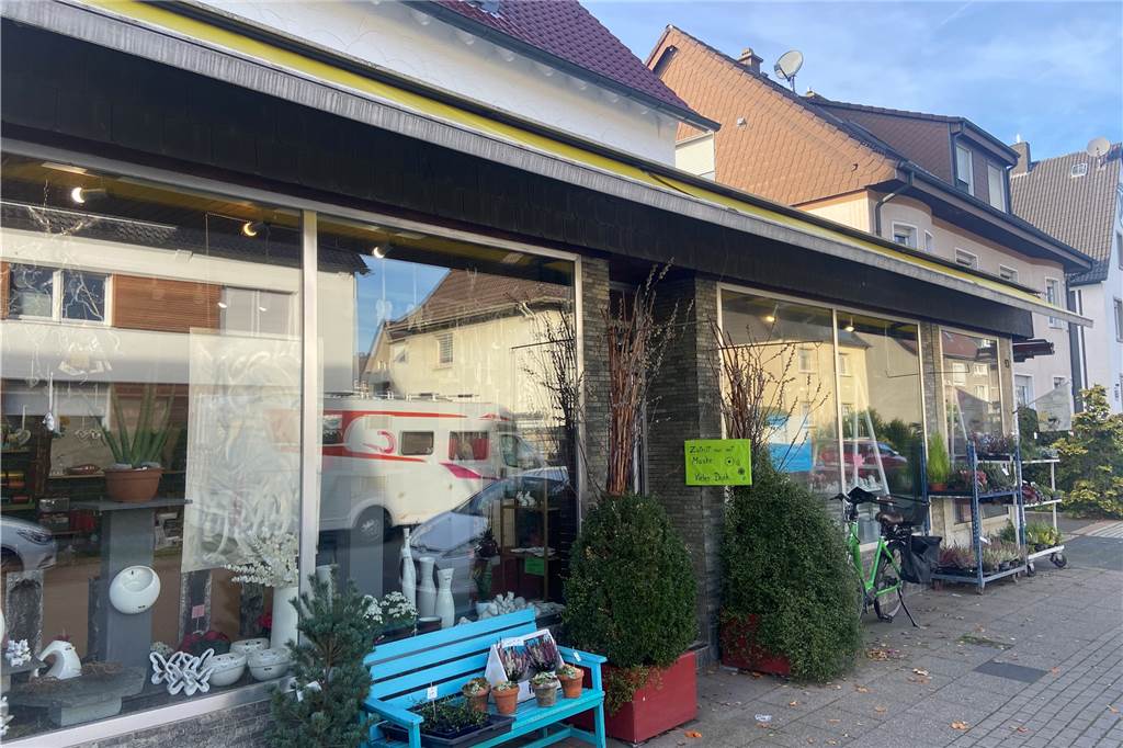 Nach Schließung von Blumen Schlieker: So geht es für Floristin weiter Blumen Schlieker an der Castroper Holzstraße.