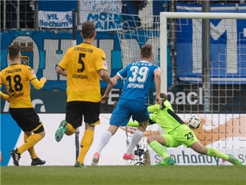Der Bochumer Marco Stiepermann erzielte das zwischenzeitliche 2:2. Foto: Bernd Thissen
