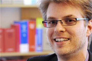 Der Borker Rechtsanwalt Christian Diekmann LL.M. sieht Probleme in der Datensicherheit und in Haftungsfragen bei Rechtsverstößen: „Nutzer sollten sich dieser Risiken bewusst sein“, sagt er.