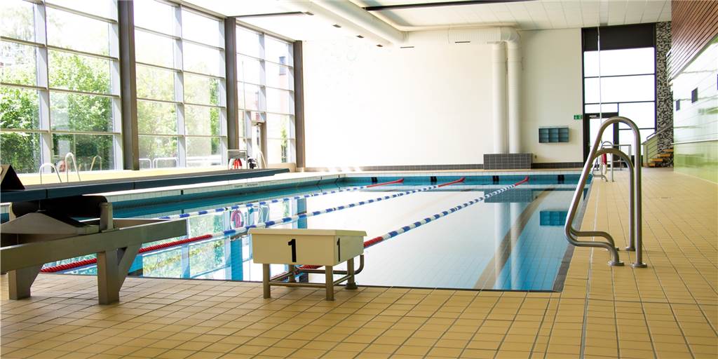 Bottrop und Kirchhellen setzen im Sport Energiesparmaßnahmen um Der Bottroper Sport- und Bäderbetrieb meint: Von 28 auf 26 Grad soll die Temperatur im Hallenbad gesenkt werden.