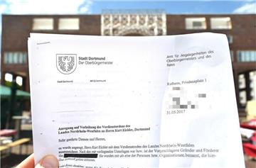 Der Brief aus dem Amt des Oberbürgermeisters. Wir haben einen Namen geschwärzt, um unsere Quelle zu schützen.