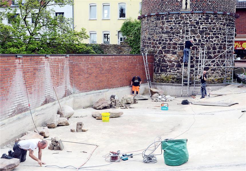 Der Brunnen am Siebenteufelsturm wird abgedichtet