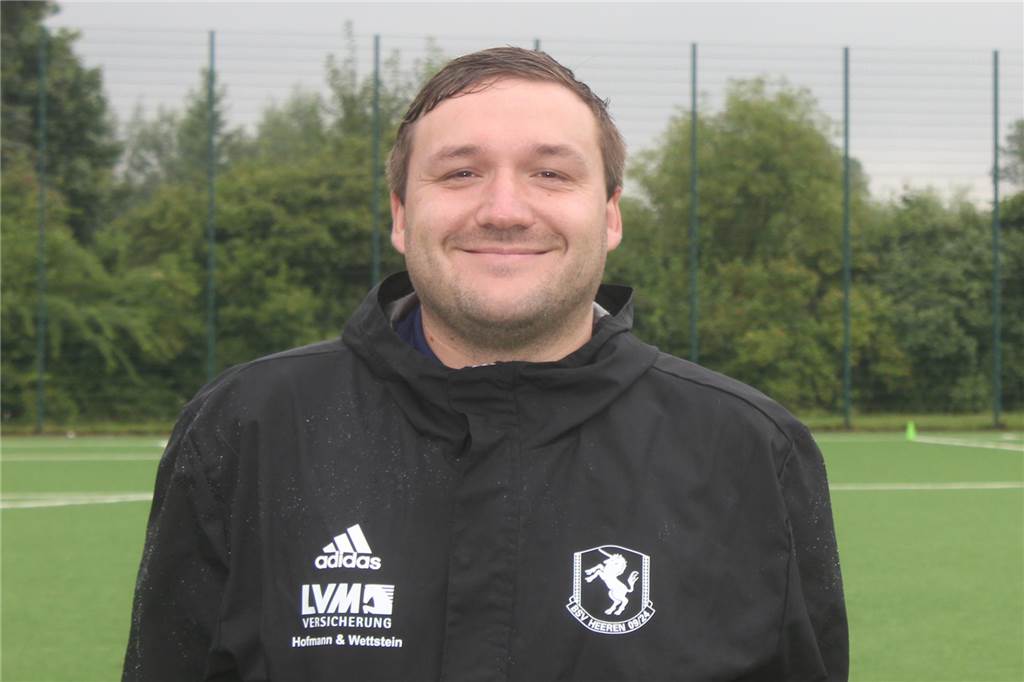 BKM Mannesmann-Cup geht in die nächste Runde: Turnier-Favorit sieht sich auf Augenhöhe Der BSV Heeren um Trainer Christopher Defossa erwartet viele Zuschauer auf seiner Anlage.