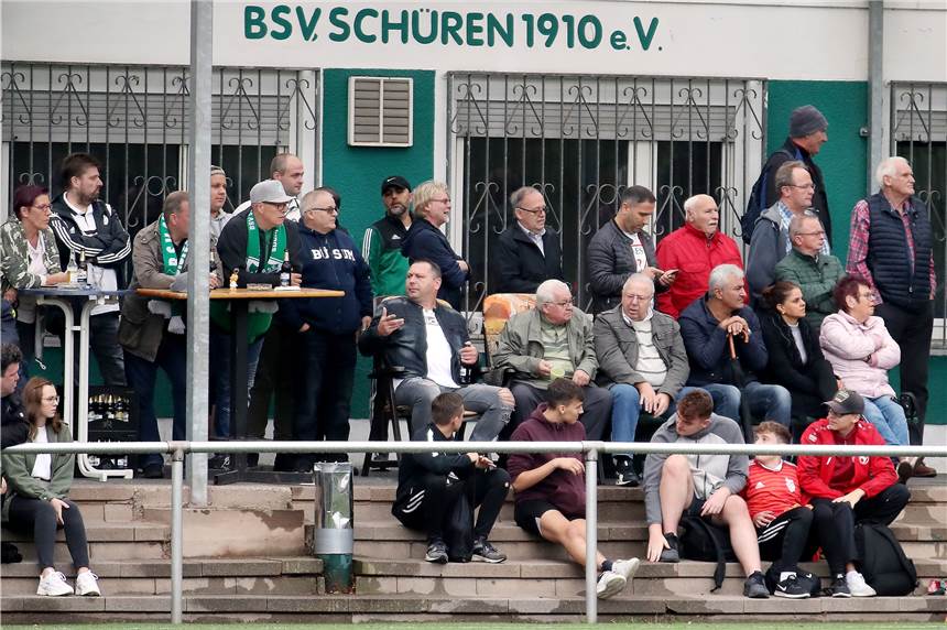 Westfalenliga-Duell im Livestream: Wir zeigen BSV Schüren - TuS Sinsen ab 15.15 Uhr Der BSV Schüren empfängt den TuS Sinsen.