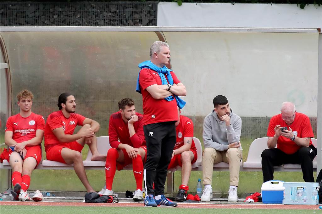 Der BSV Schüren schafft den Klassenerhalt in der Westfalenliga, Hombruch steigt in die Landesliga ab. 