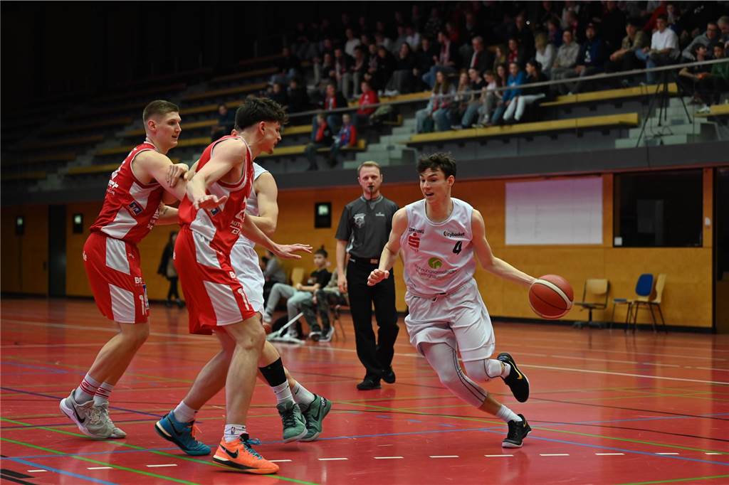 Der BSV Wulfen setzte sich knapp im Derby bei Citybasket Recklinghausen durch.