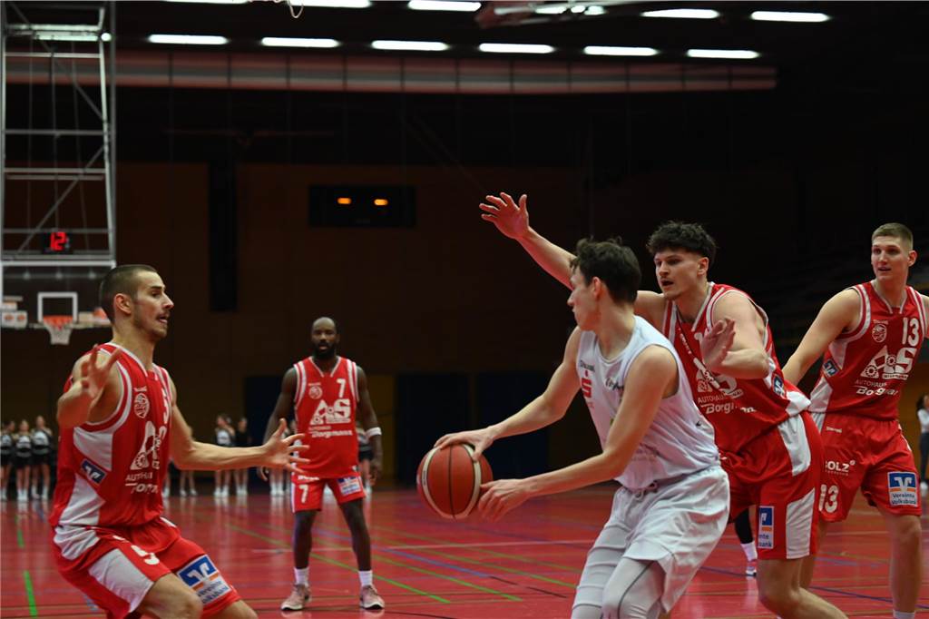 Der BSV Wulfen setzte sich knapp im Derby bei Citybasket Recklinghausen durch.