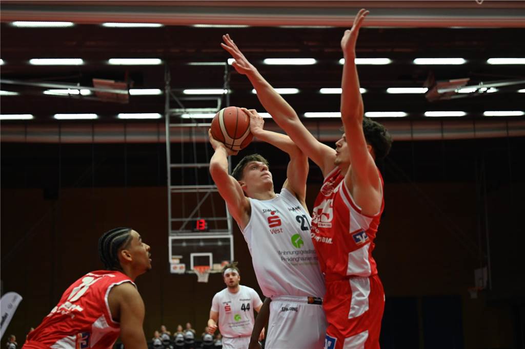 Der BSV Wulfen setzte sich knapp im Derby bei Citybasket Recklinghausen durch.