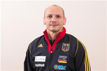 Der Bundestrainer der Nationalmannschaft der Ringer, Jannis Zamanduridis. Foto: Frank Rumpenhorst