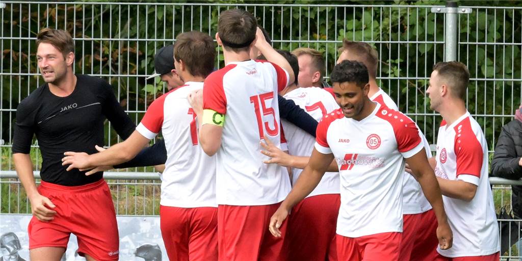 Umjubelter Sieg im Topspiel: BV Lünen springt an die Tabellenspitze Der BV Lünen konnte das Topspiel gegen den TV Brechten für sich entscheiden.