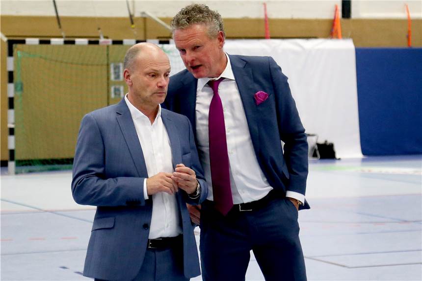 BVB beendet die Bundesliga-Saison definitiv als Erster - aber auch als Deutscher Meister? Der BVB-Abteilungsvorstand mit Andreas Bartels (l.) und Andreas Heiermann steht vor vielen Fragezeichen.