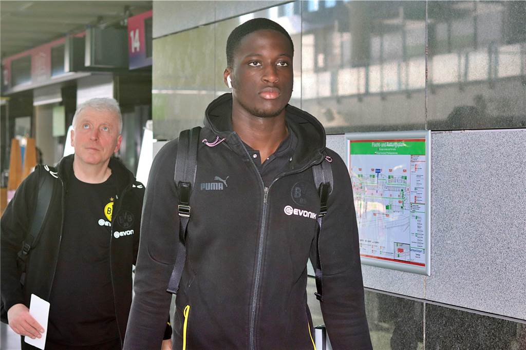 Der BVB auf dem Weg nach Leipzig.