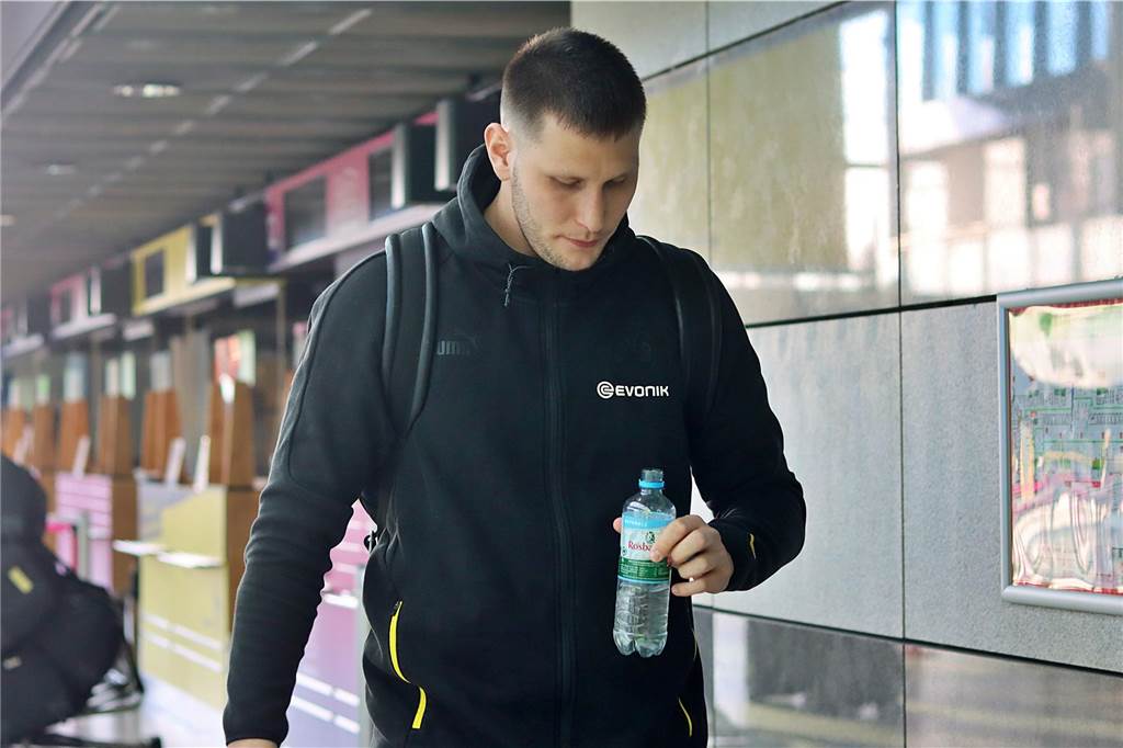 Der BVB auf dem Weg nach Leipzig.