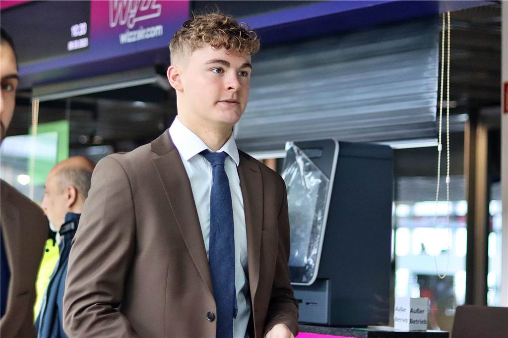 Der BVB auf dem Weg nach London.