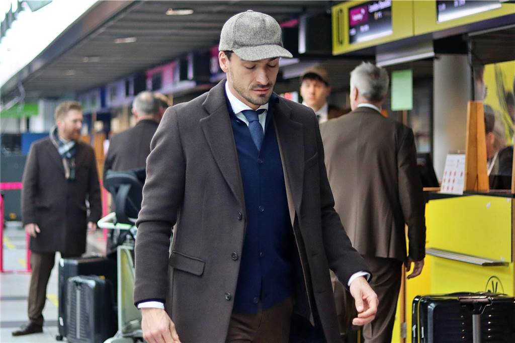Der BVB auf dem Weg nach London.