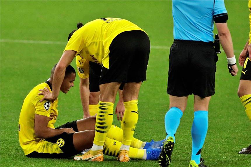BVB geht mit Abwehr-Engpass in die entscheidenden Wochen Der BVB muss in den kommenden Wochen auf Manuel Akanji verzichten.