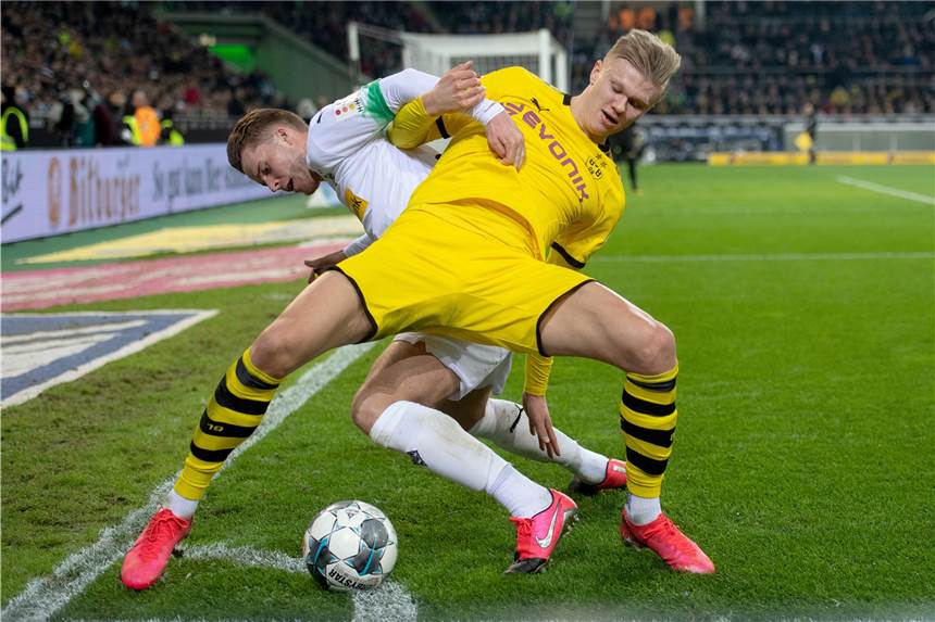 Rolle rückwärts der DFL: BVB startet doch erst samstags in die Saison Der BVB trifft zum Bundesliga-Auftakt nun doch erst am Samstagabend auf Borussia Mönchengladbach.