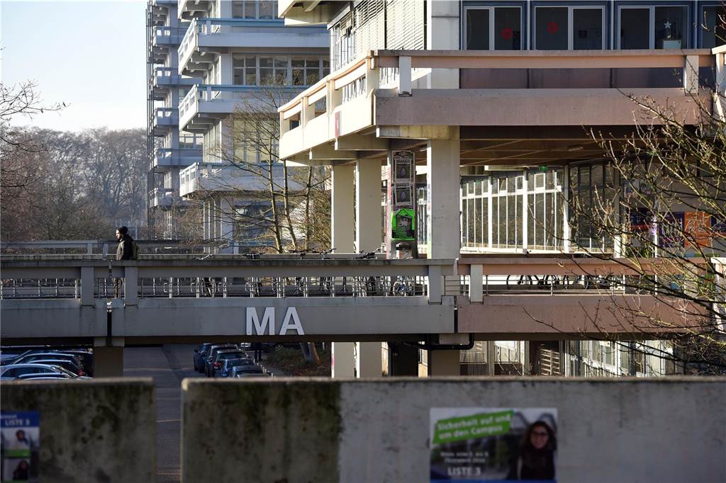Brutalismus muss man mögen: Bauen mit purem Beton wird geliebt oder gehasst Der Campus der Ruhr-Universität in Bochum